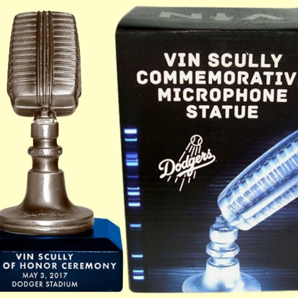 Vin Scully Commemorative Microphone Statue - Picture 3 of 3